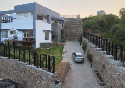 Car, resort with overview